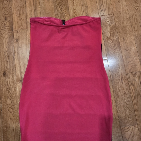 Dress - Picture 4 of 4